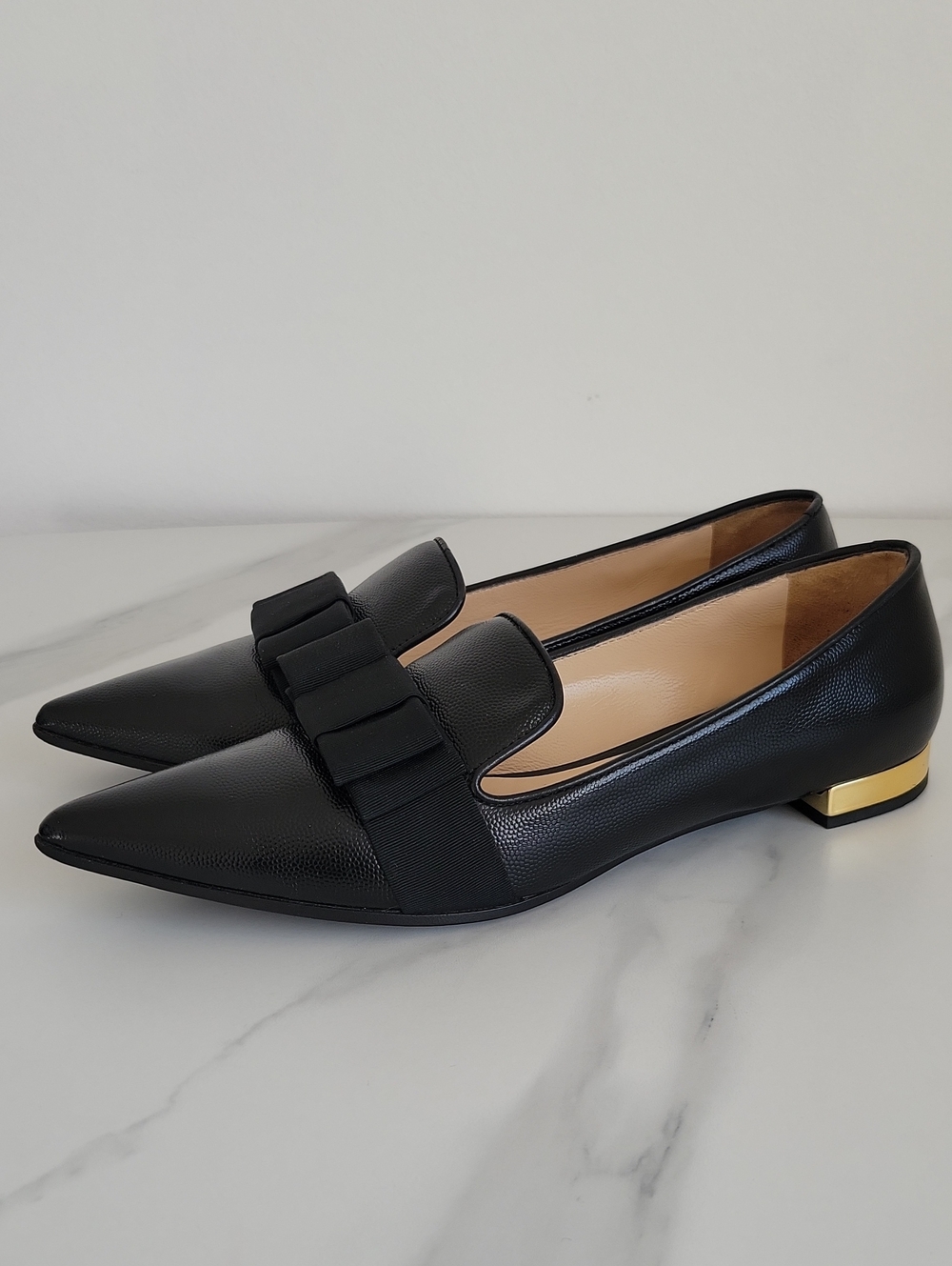 Pelle Moda Black Pointed Toe Bow Loafers